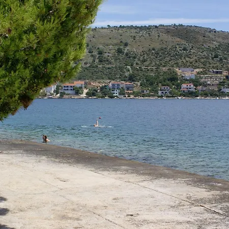 Appartement By The Sea Rogoznica - 4188 Rogoznica (Sibenik-Knin)